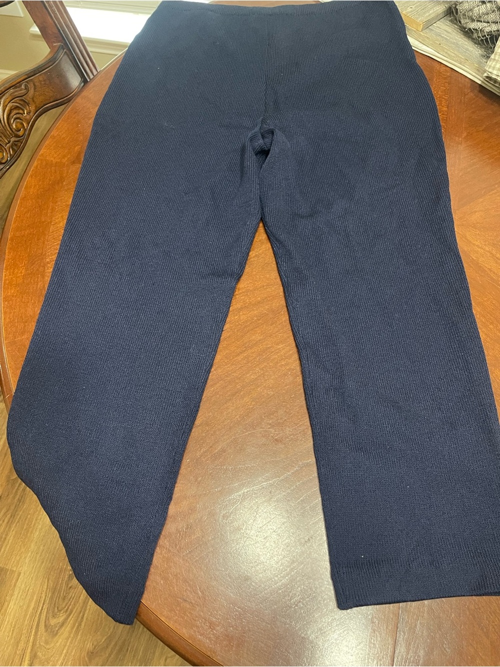 St. John Basics Santana Knit flat front Pants - Picture 10 of 10